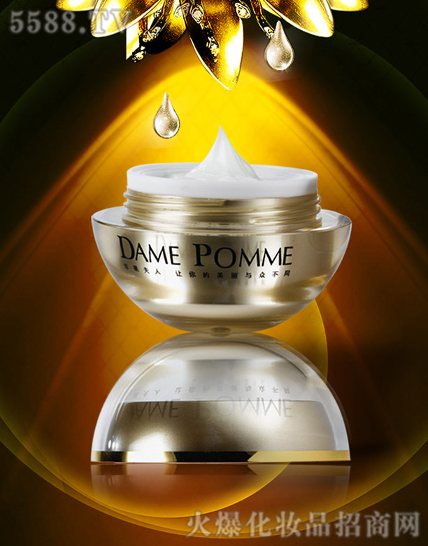 �V���КW�y����Ƽ����޹�˾���O���������D(zhu��n)�r��o�۾��A˪