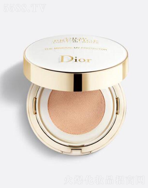 ��������̄�(w��)���Ϻ������޹�˾���ϊW���ع��͹���p����覵V�����|˪spf 50+ pa+++�p�ɱ�y�b�������g�S���a(b��)�y