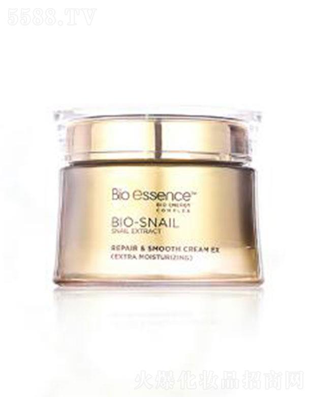 �Ϻ��ֳ��Q(m��o)�װl(f��)չ���޹�˾���P����΁ţԭҺ���o�ۻ�����˪