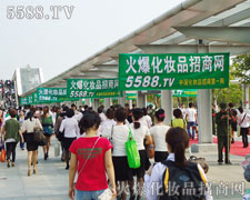 �V��������������һ���L(f��ng)��