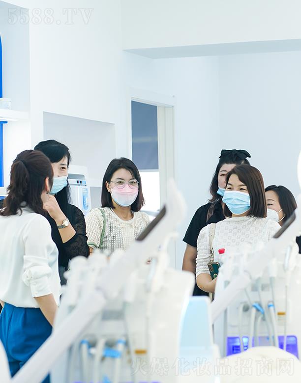 ʩ���RϴĘ�ɬF(xi��n)��(ch��ng)���^