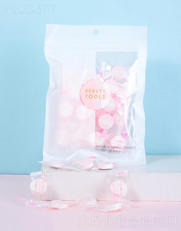 ������ 30�����s����� �o(w��)����һ���Ա�y���së��