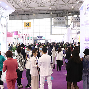 ���˵Ĉ�(ji��n)����͸¶�o�F����