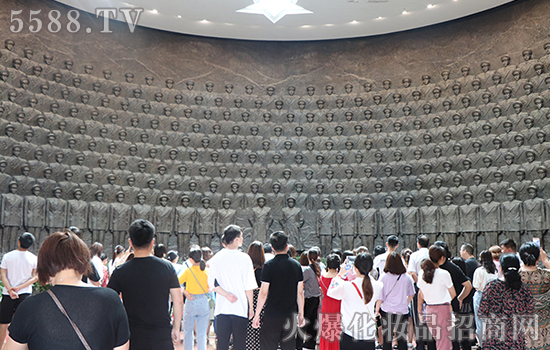 銘記歷史,致敬革命先烈 銘記歷史,致敬革命先烈