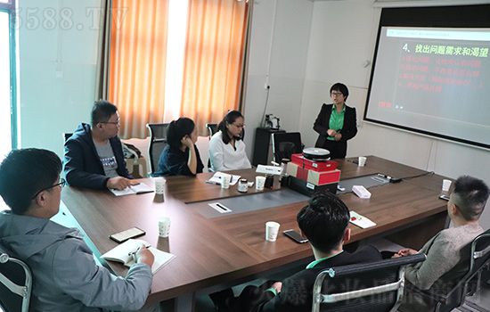 火爆網開展客戶培訓服務 火爆網開展客戶培訓服務