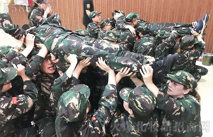 努力到無(wú)能為力,拼搏到感動(dòng)自己 努力到無(wú)能為力,拼搏到感動(dòng)自己