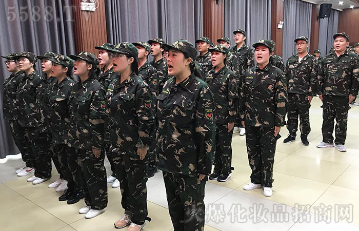 һ�s��s��һ�p��p��һ��(g��)�F(tu��n)�(du��)�Ęs�u(y��)����Ҫÿһ��(g��)�˶�����ؓ(f��)؟(z��)���c��ɵ���