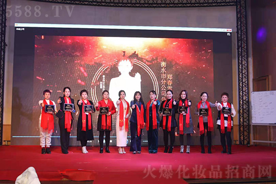 廣州尚盈姬廖總攜全體員工給您拜年,祝您2021順順利利,紅紅火火 廣州尚盈姬廖總攜全體員工給您拜年,祝您2021順順利利,紅紅火火