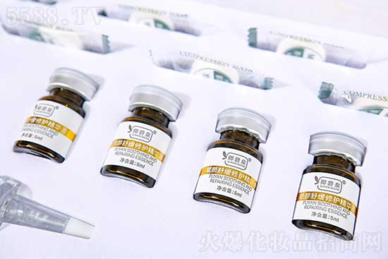 卿碧泉賦顏舒緩修護(hù)套 卿碧泉賦顏舒緩修護(hù)套