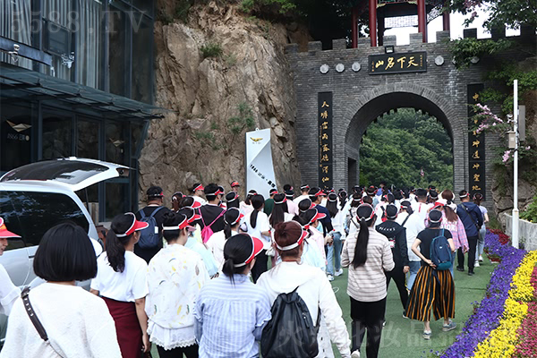 �Ͼ�ɽ��Ԋ�箋��Ŀ֮����������