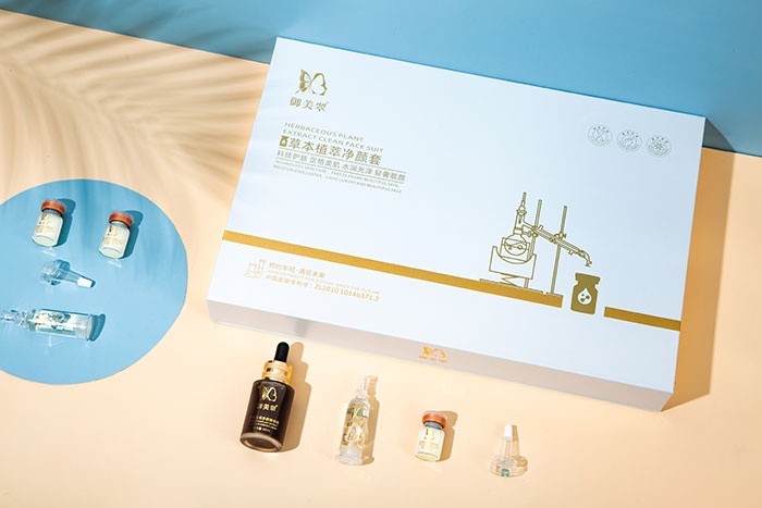 御美翠草本植萃凈顏套 御美翠草本植萃凈顏套