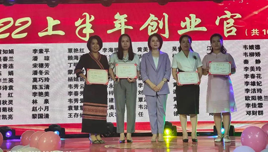 ���ϼ���������c��ֱ����ӈA�M�Y(ji��)��