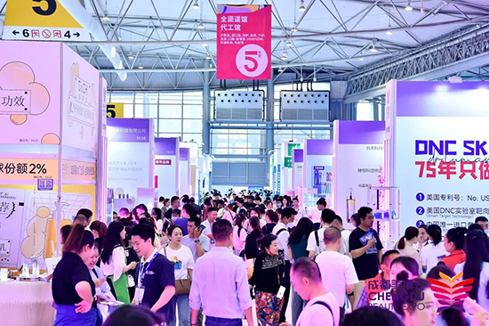 點(diǎn)燃破局與新生,成都美業(yè)博覽會(huì)引爆美業(yè) 點(diǎn)燃破局與新生,成都美業(yè)博覽會(huì)引爆美業(yè)