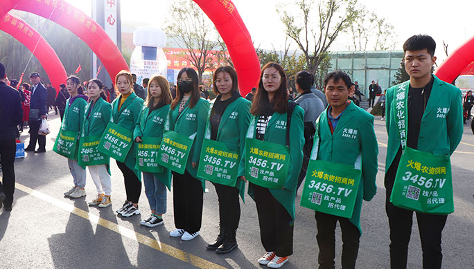 չ������