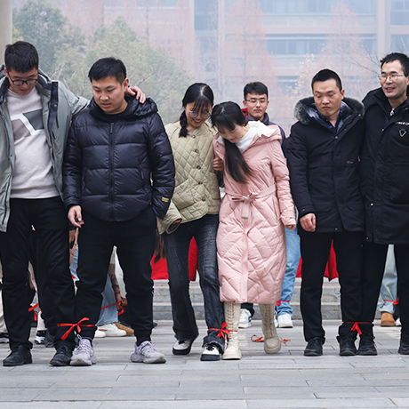 �𱬼��������R������