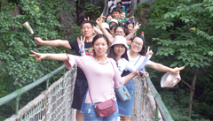 �G�����е�ƣ������룬�h(yu��n)�x���A��׌���`ȥ���С�