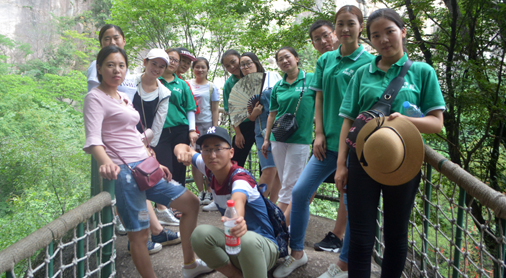 ����Ę�Ȥ����׷������һ������һ�ӵ��ഺ��