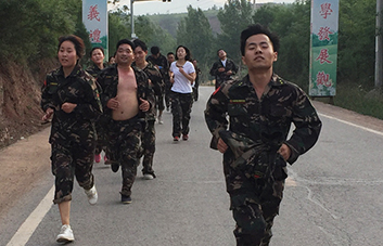 ͽ15w򞡰L·ĥZѪԻ