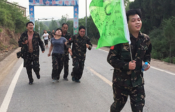 ͽ15w򞡰L·ĥZѪԻ